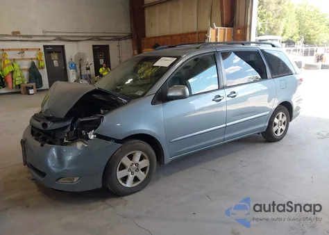 2010 Toyota Sienna Xle из США, поврежденный, VIN 5TDYK4CC2AS299967